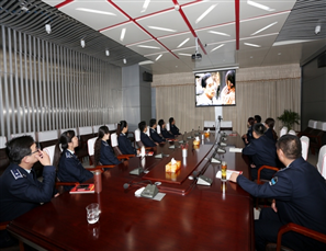 许昌市数字化城市管理中心组织全体党员集中观看《周恩来的四个昼夜》 